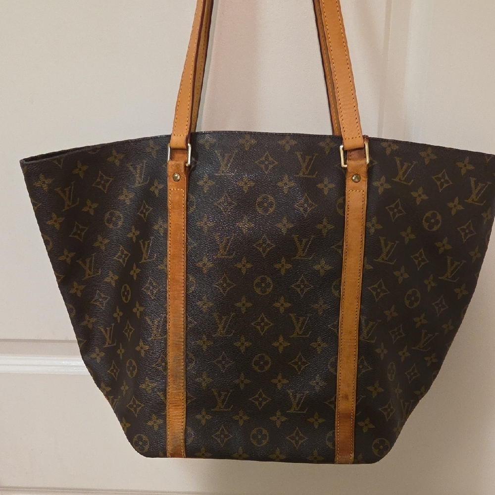 Louis Vuitton Monogram Tote Bag